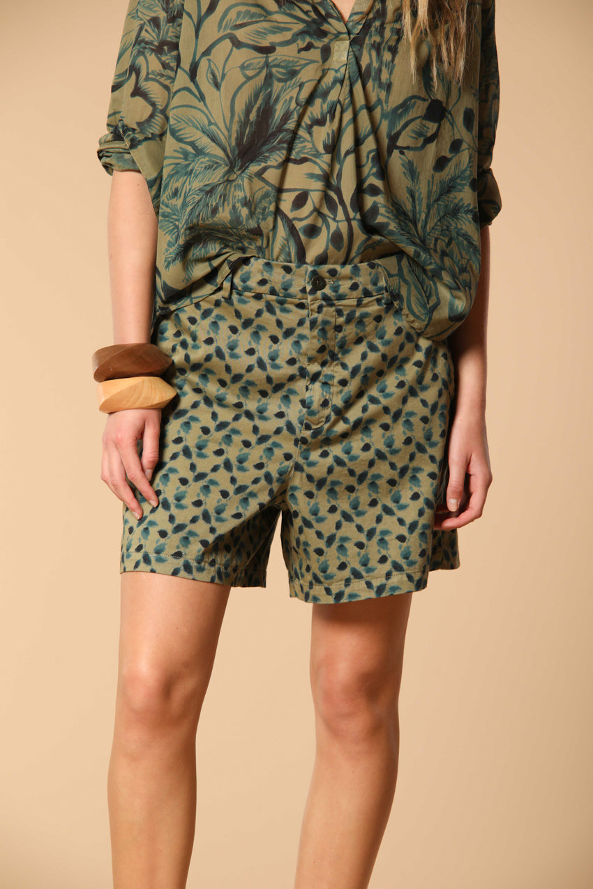 New York Cozy bermuda chino femme en satin de coton stretch avec imprimé feuilles relaxed fit