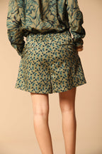 New York Cozy bermuda chino femme en satin de coton stretch avec imprimé feuilles relaxed fit