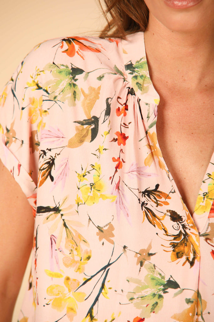 immagine 3 di camicia donna modello Adele MM pattern fiori colore lilla di Mason's