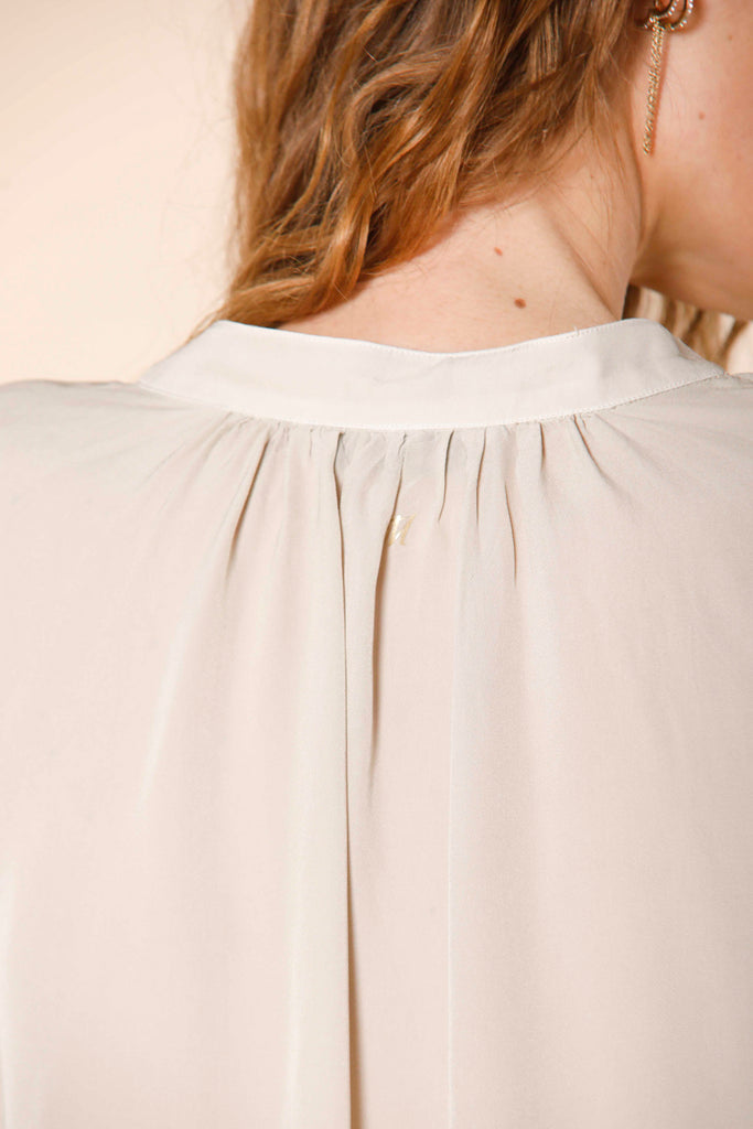 immagine 2 di camicia da donna a manica lunga in popeline modello Adele colore beige chiaro di Mason's 