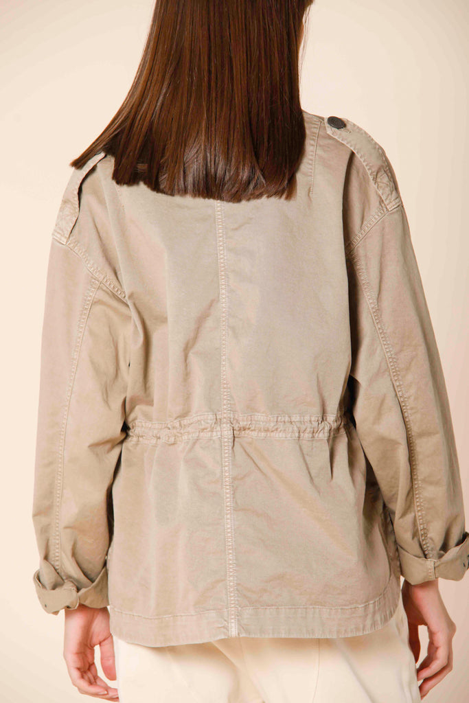 immagine 4 di field jacket donna in cotone con ricamo sulla tasca modello Florance colore kaki di mason's 