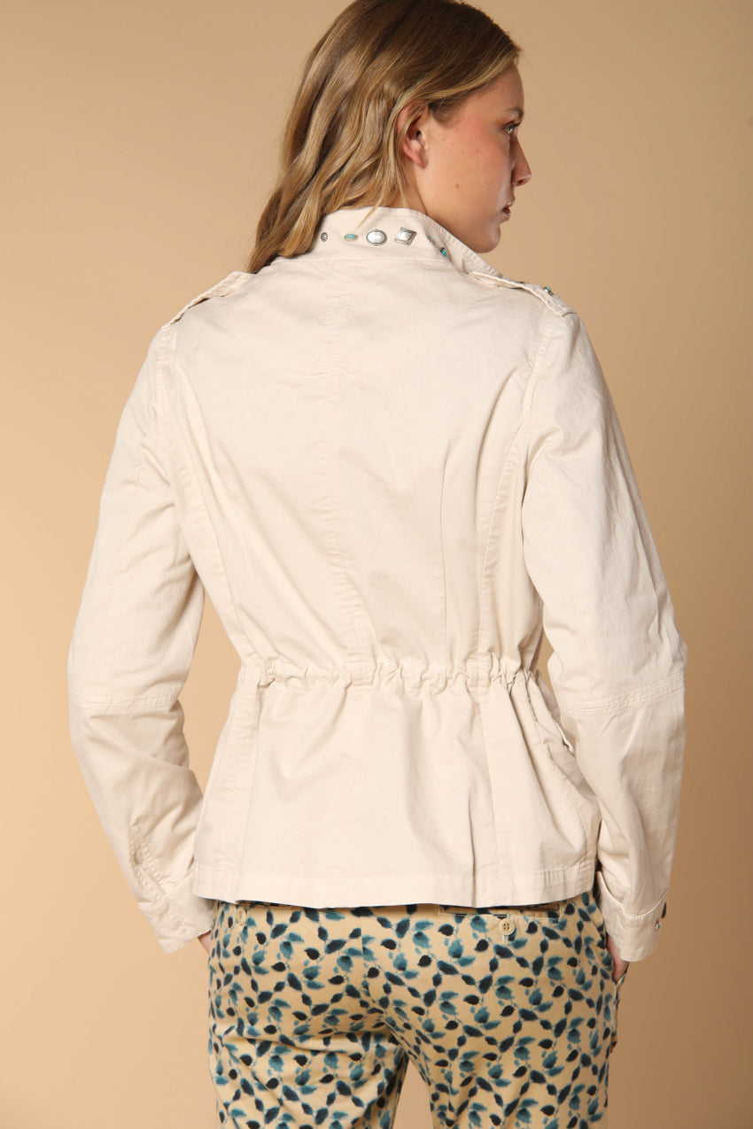 Eva Field Jacket mujer en sarga con tachuelas