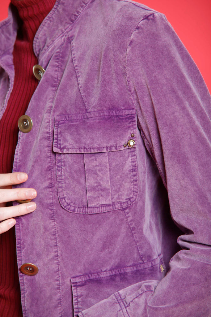 Immagine 3 di giacca da donna in velluto 1000 righe color viola modello Karen di Mason's