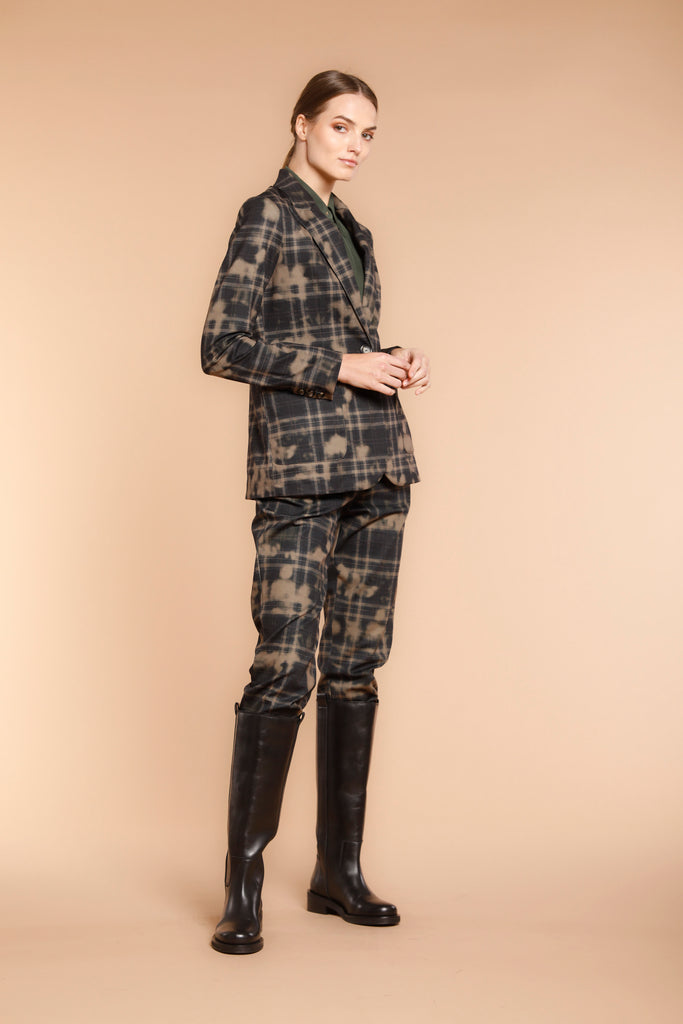Immagine 2 di blazer da donna in jersey marrone con pattern quadro e camouflage modello Theresa di Mason's