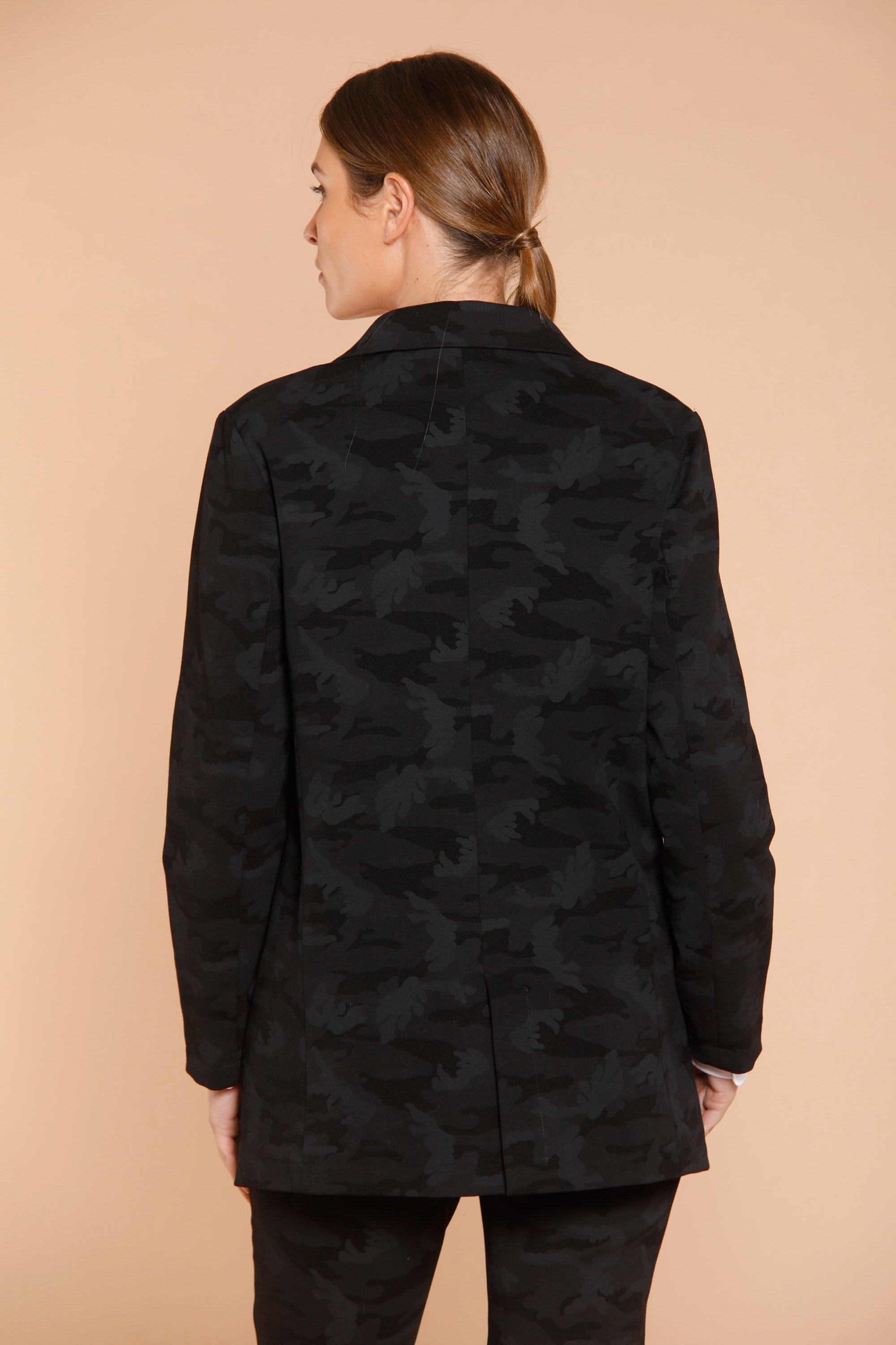 Image 5 de veste femme en jersey noir avec motif pattern modèle Letizia de Mason's