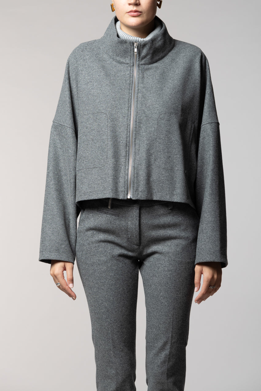 Nora sudadera cropped de mujer en jersey flanela