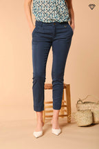 Immagine 1 di pantalone chino donna in twill modello Jaqueline Curvie curvy fit