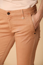 Jaqueline Archivio Damen Chinohose aus Gabardine Slim Fit