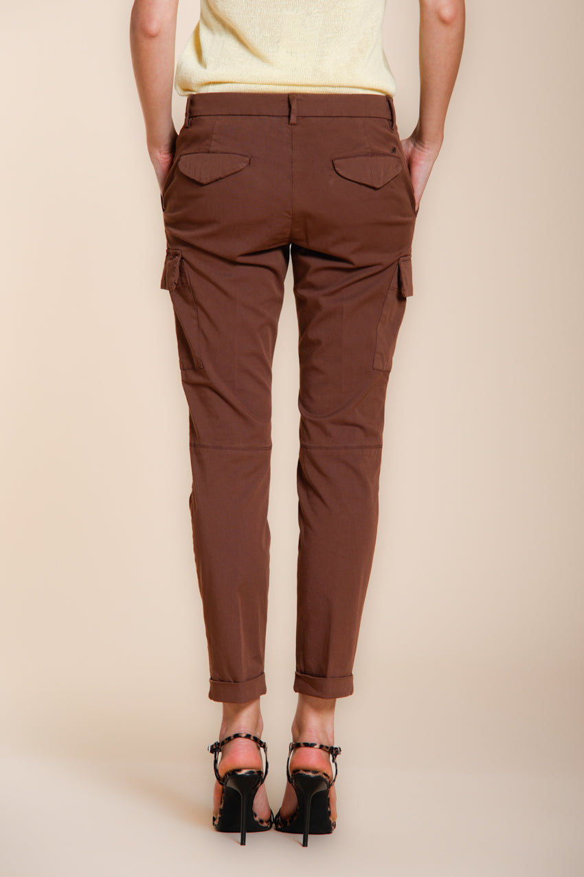 Chile City pantalon cargo femme en gabardine stretch slim fit