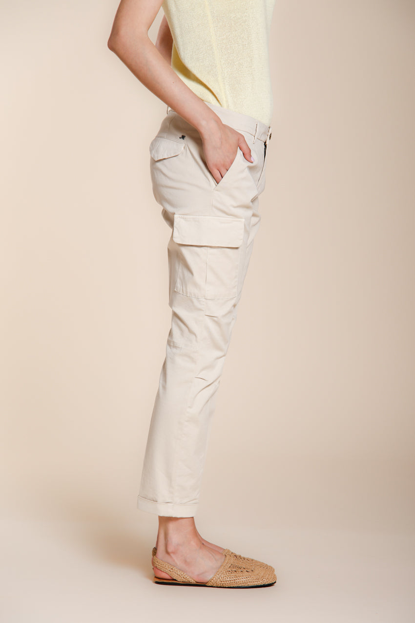 Chile City pantalon cargo femme en gabardine stretch slim fit