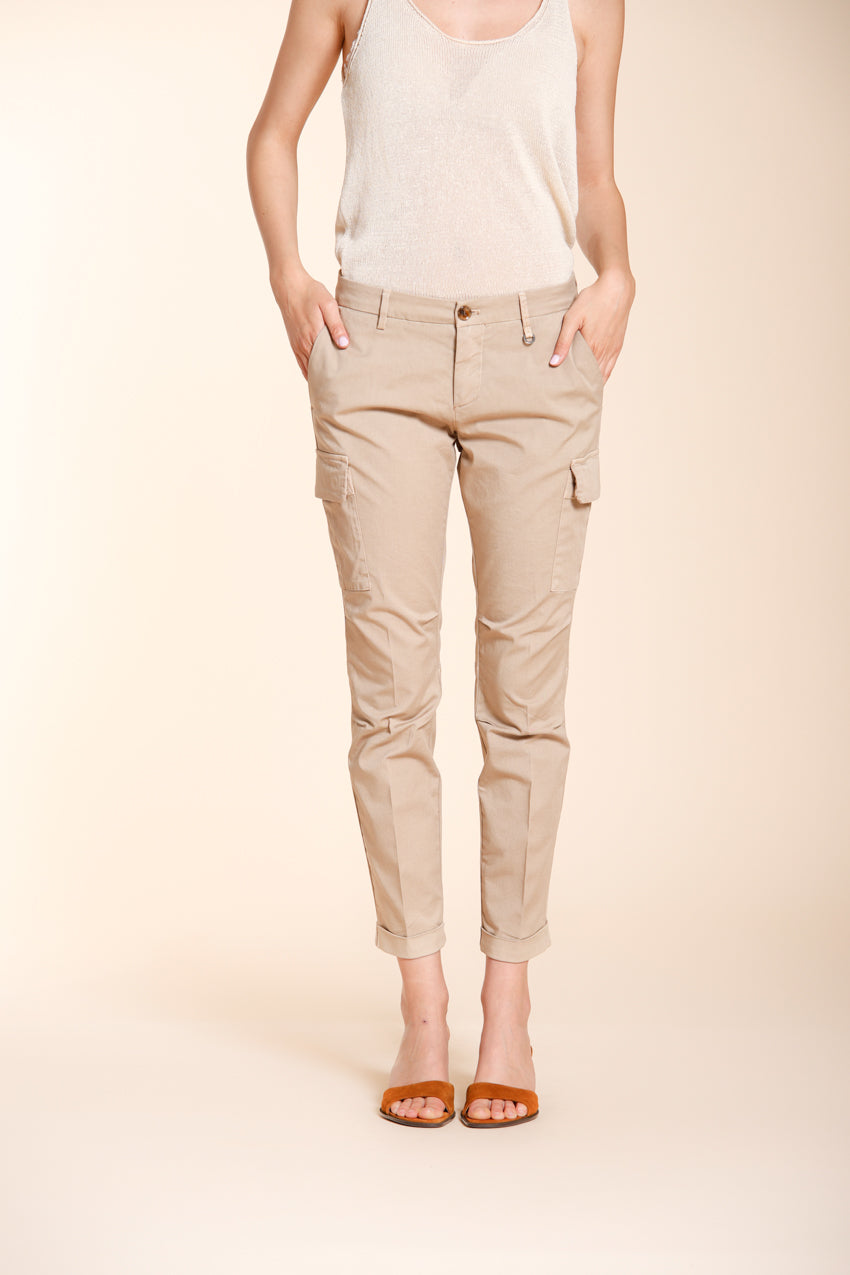 Chile City pantalon cargo femme en gabardine stretch slim fit