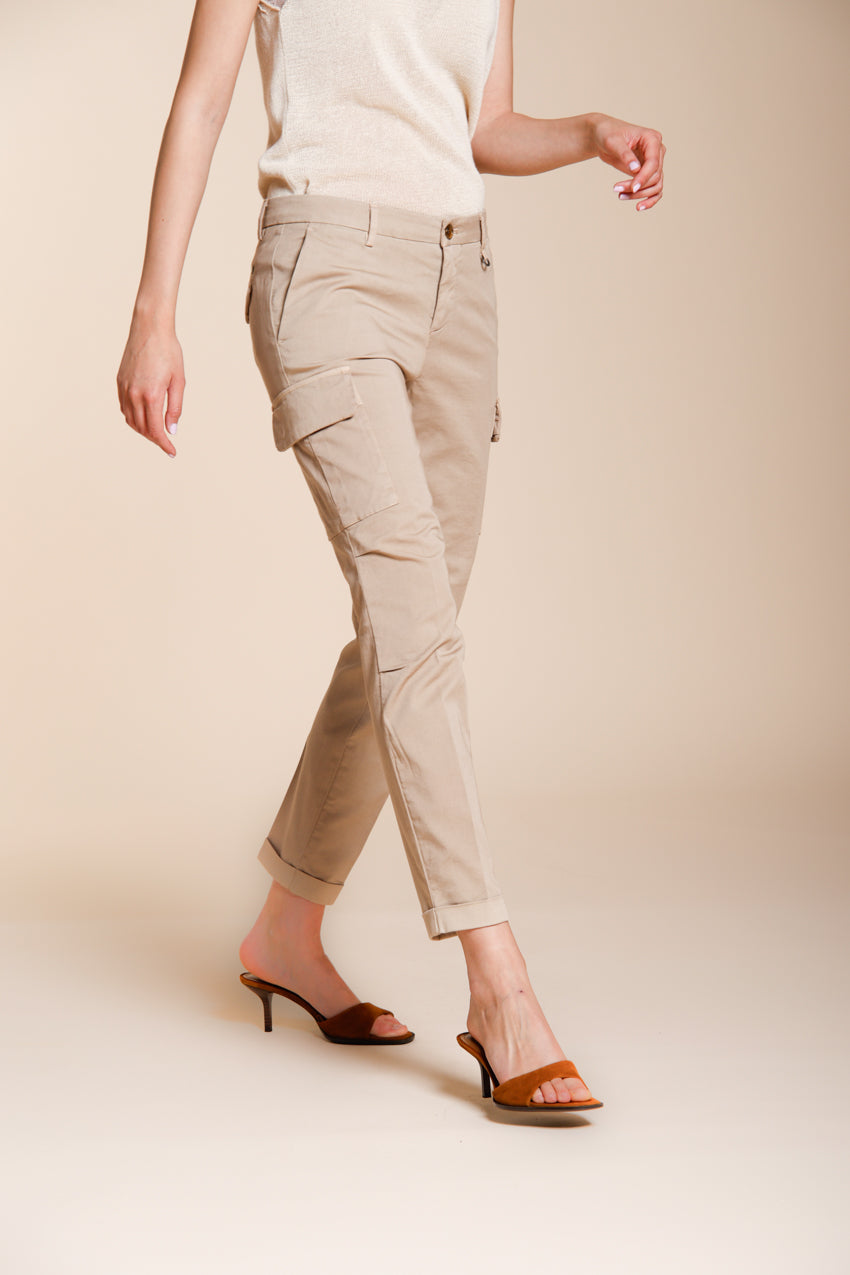 Chile City pantalon cargo femme en gabardine stretch slim fit
