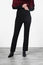 Kik pantalón chino de mujer en jersey técnico slim fit