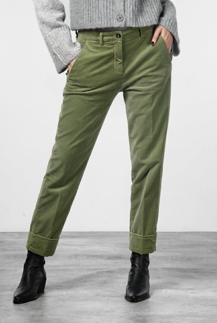 New York Carrot pantalone chino donna in velluto liscio carrot fit ①