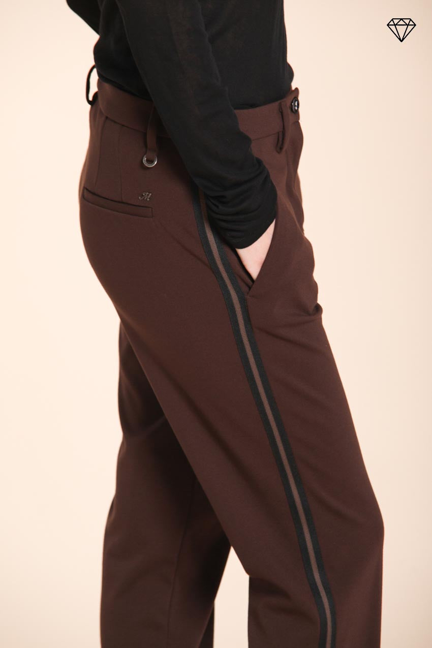 Foto 2 New York Carrot pantalone chino donna in jersey tecnico carrot fit ①