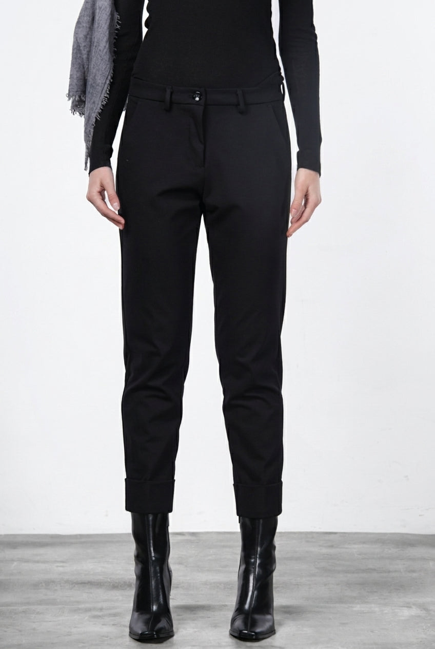 New York Carrot Chinohose für Damen aus technischem Jersey mit carrot fit ①
