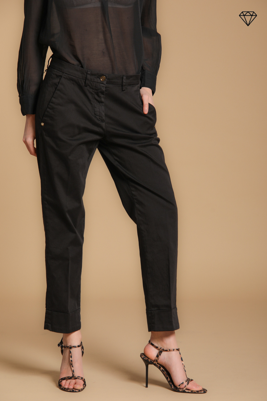 New York Carrot women's chino pants in stretch satin carrot fit ①