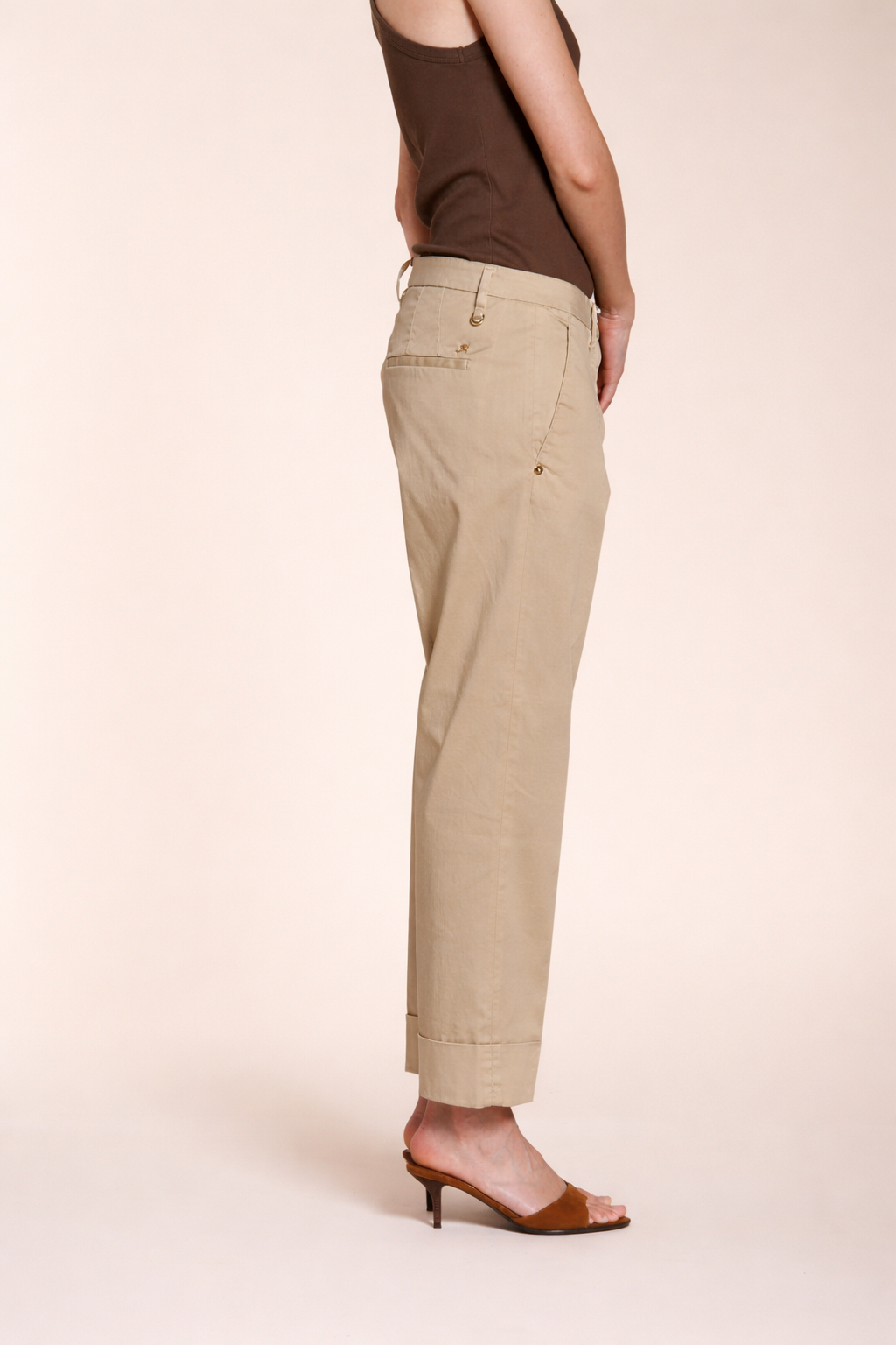 New York Carrot pantalón chino mujer en satén stretch carrot fit ①