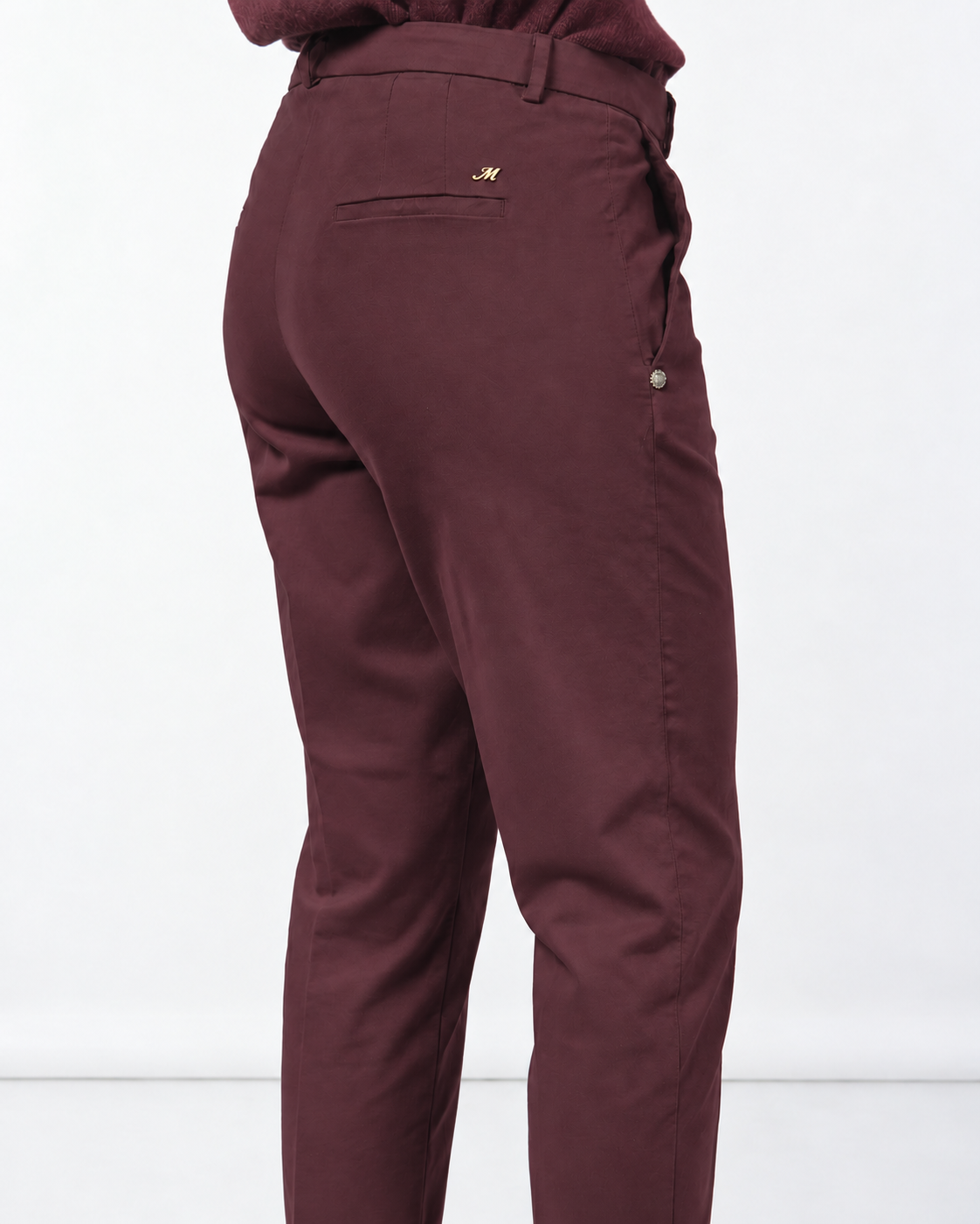 New York Carrot pantalón chino de mujer en raso carrot fit ①