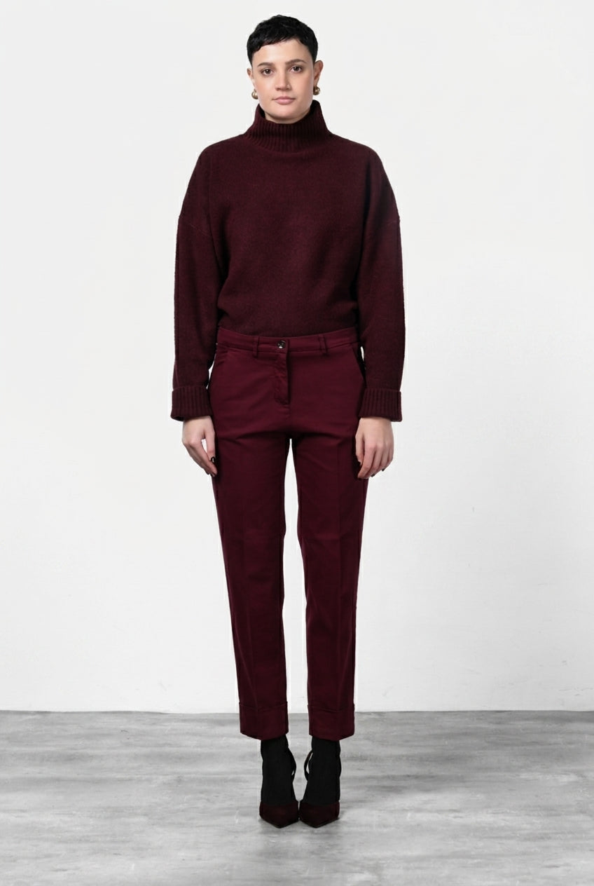 New York Carrot women’s chino pants in satin with carrot fit ①