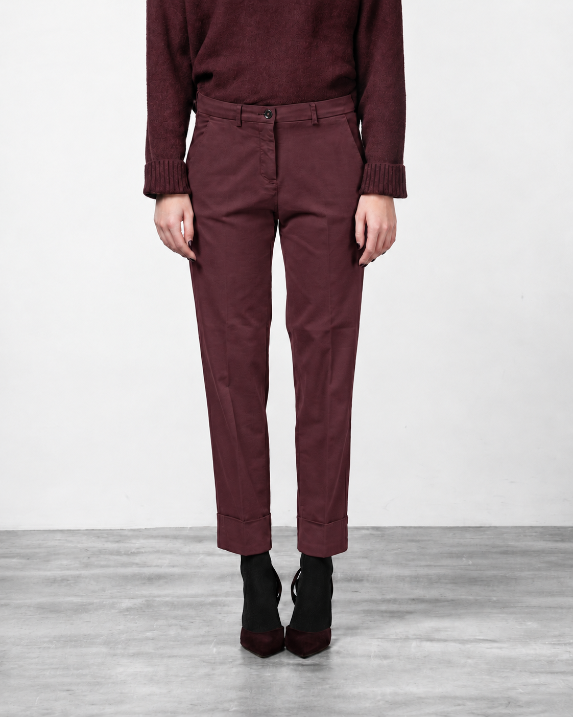 New York Carrot pantalón chino de mujer en raso carrot fit ①