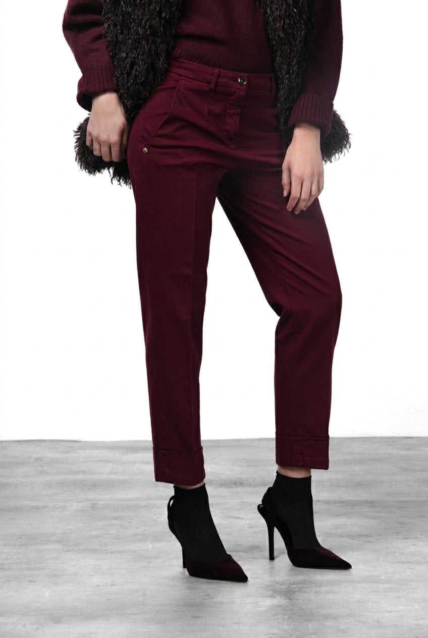 New York Carrot women’s chino pants in satin with carrot fit ①