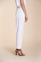 New York Carrot pantalon chino femme en satin stretch carrot fit ①