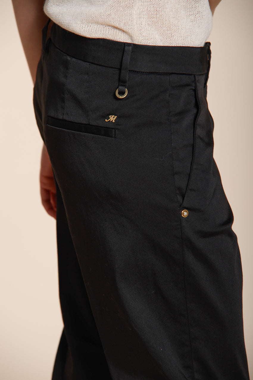 New York Carrot Hose Chino Damen aus Stretch-Satin carrot fit ①