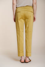 New York Carrot pantalone chino donna in raso stretch carrot fit ①