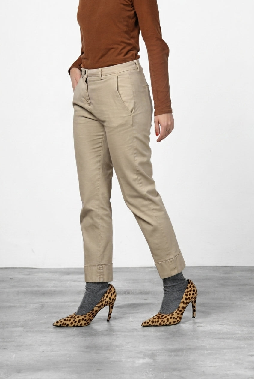 New York Carrot pantalone chino donna in gabardina cotone e lana carrot fit ①