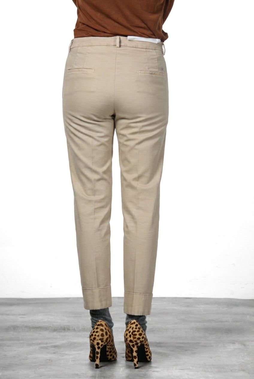 New York Carrot pantalone chino donna in gabardina cotone e lana carrot fit ①
