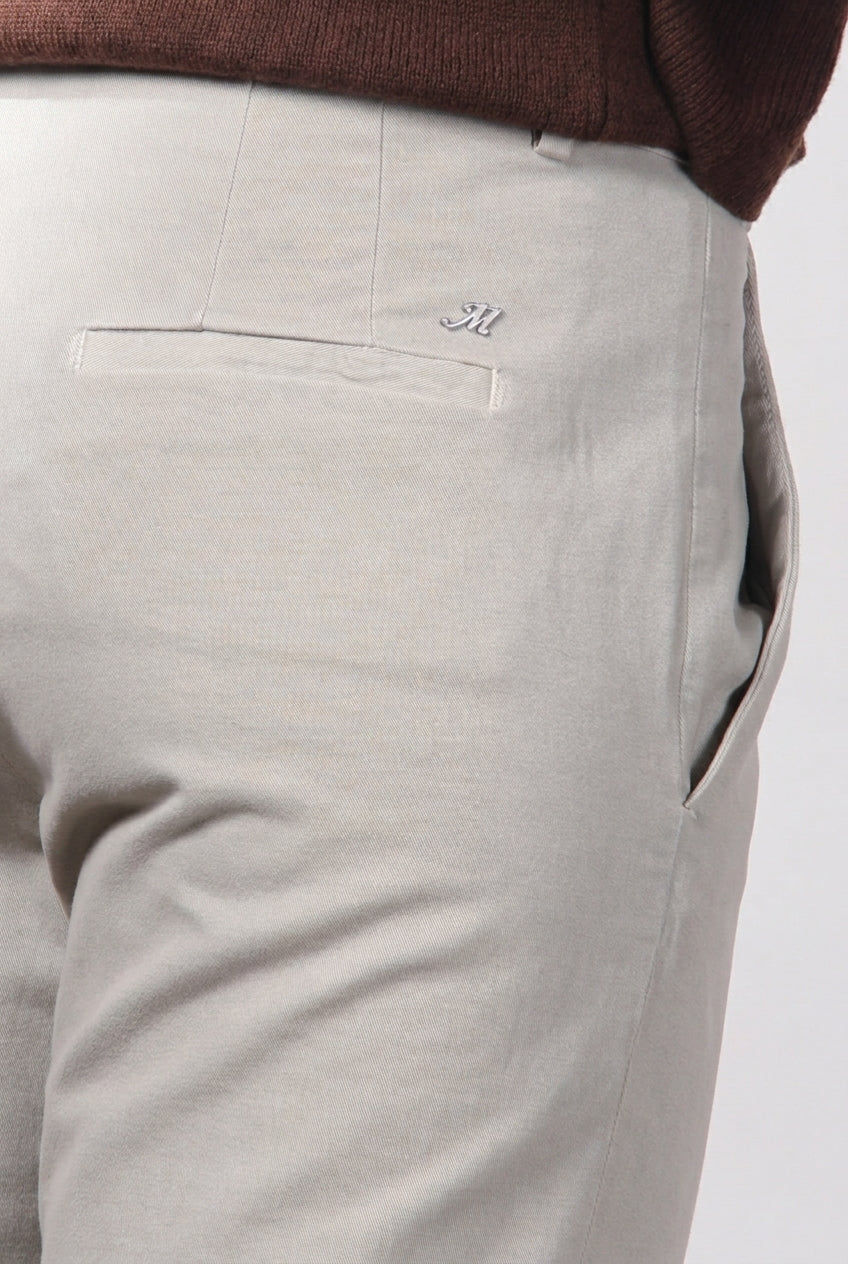 New York Carrot pantalone chino donna in gabardina cotone e lana carrot fit ①