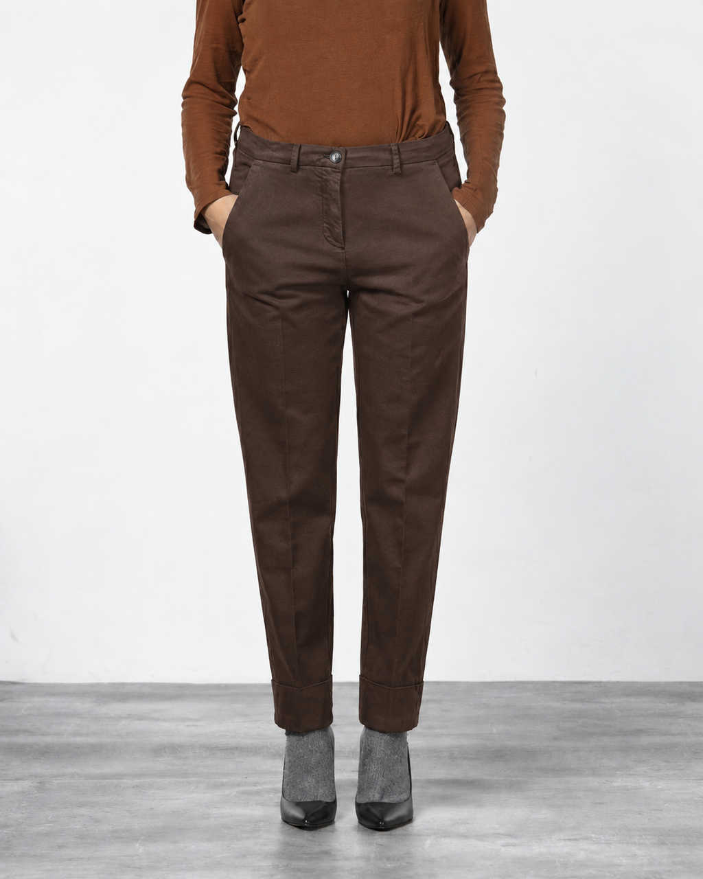 New York Carrot Chinohose für Damen aus Baumwoll- und Wollgabardine mit carrot fit ①