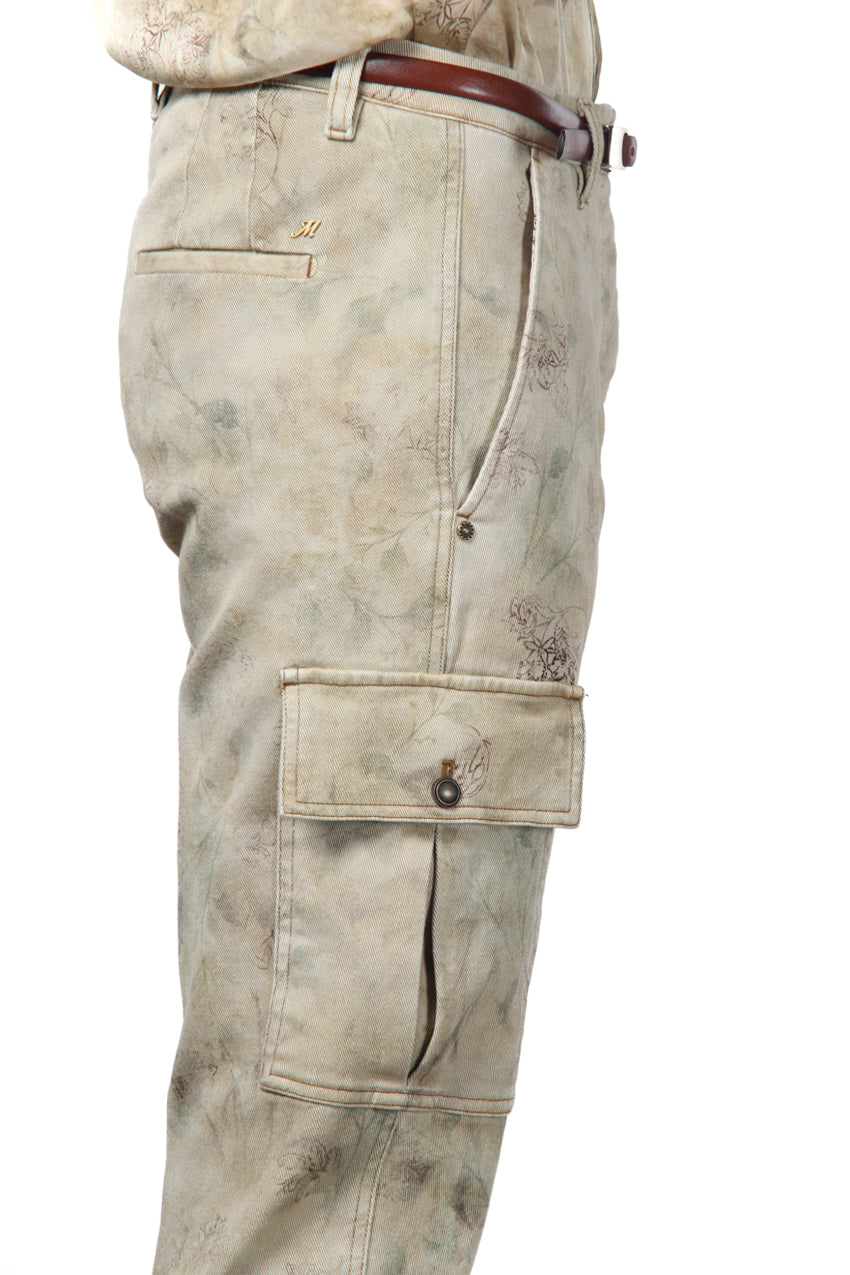 Marlene Cargo pantalón cargo de mujer en bull con motivo floral difuminado carrot fit