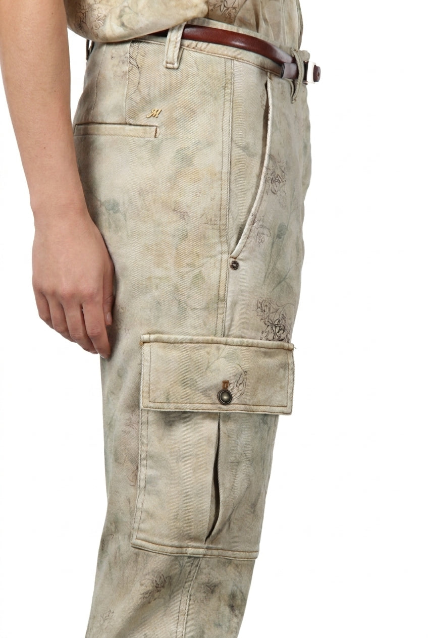 Marlene Cargo pantalón cargo de mujer en bull con motivo floral difuminado carrot fit
