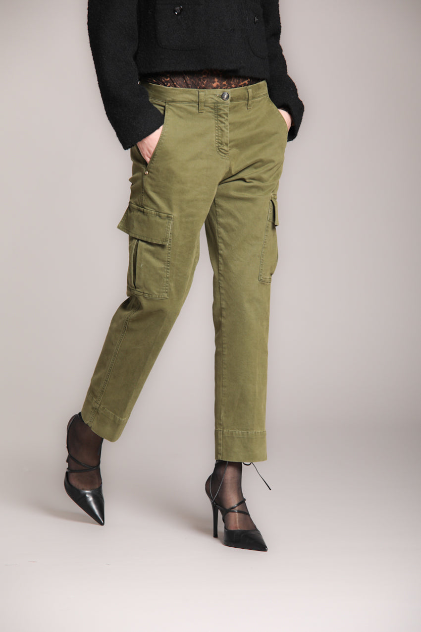 Foto 1 Marlene Cargo pantalone cargo donna in gabardina carrot fit
