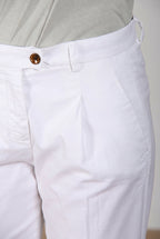 New York Carrot Sartoriale 1 Pince pantalone chino donna in raso di cotone e seta carrot fit ①