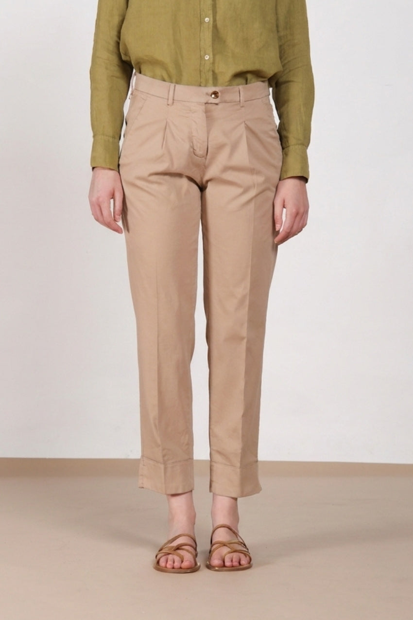 New York Carrot Sartoriale 1 Pince women’s chino trousers in cotton and silk satin carrot fit ①