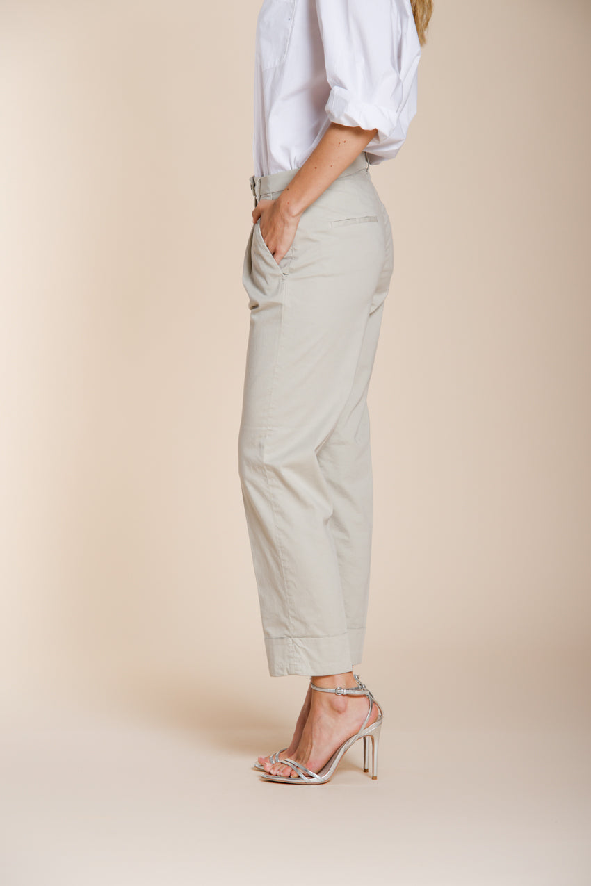 New York Carrot Sartoriale 1 Pince pantalone chino donna in raso di cotone e seta carrot fit ①
