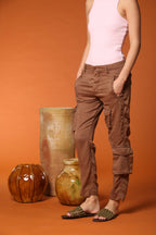 Asia Snake pantalone cargo donna in modal relaxed fit