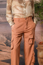 Asia Snake Damen Cargo-Hose in Modal Relaxed Fit