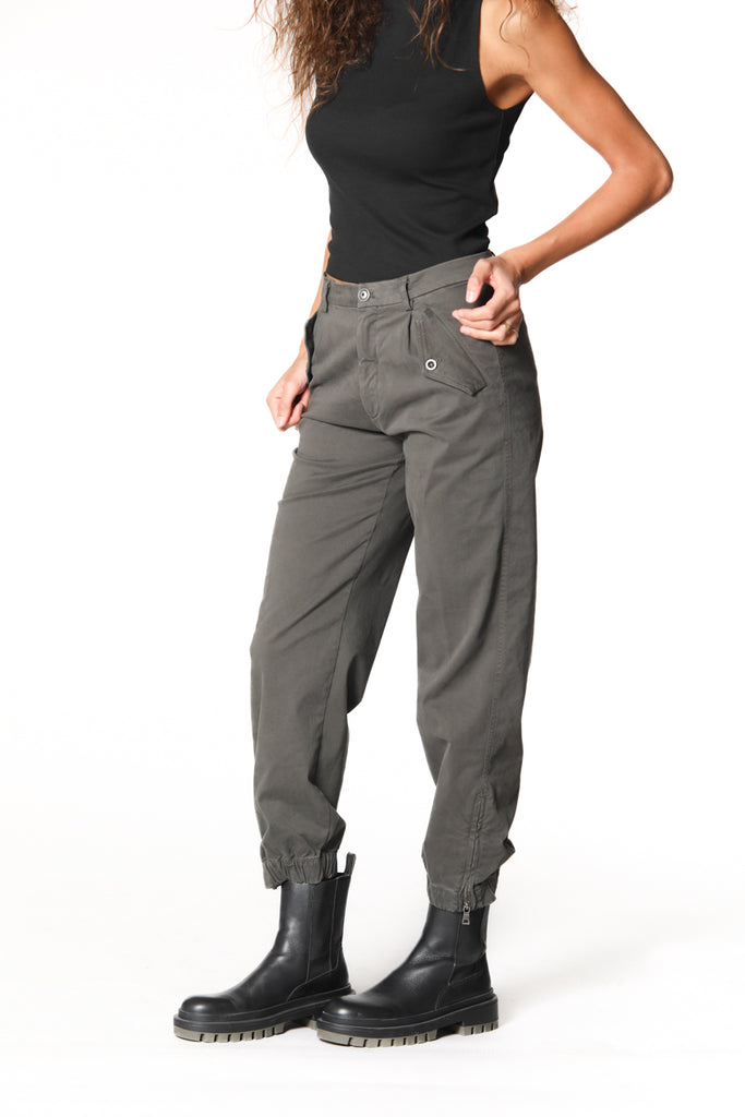Immagine 3 di pantalone cargo da donna in raso modello Evita di Mason's 