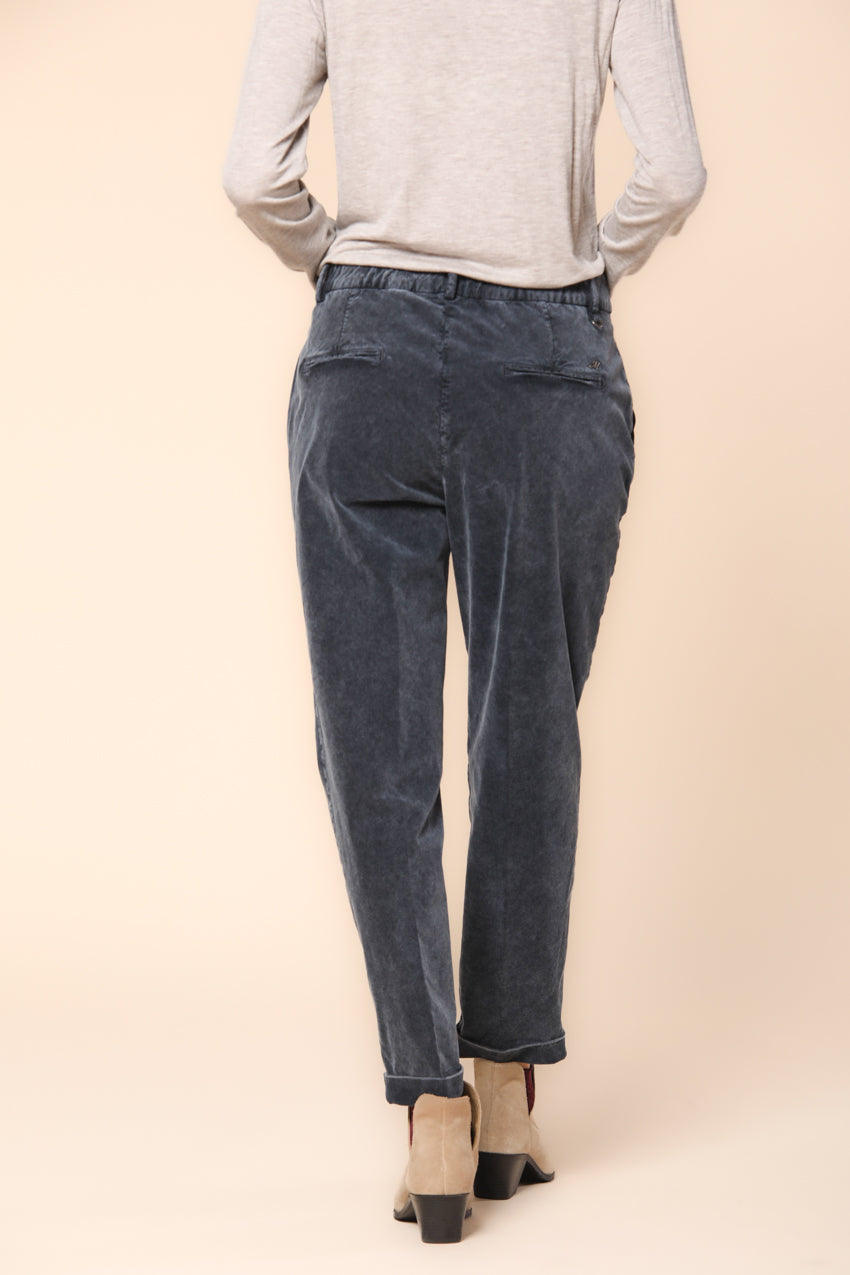 New York Cozy  pantalon chino femme  en velours à 1000 rayures coupe relaxed