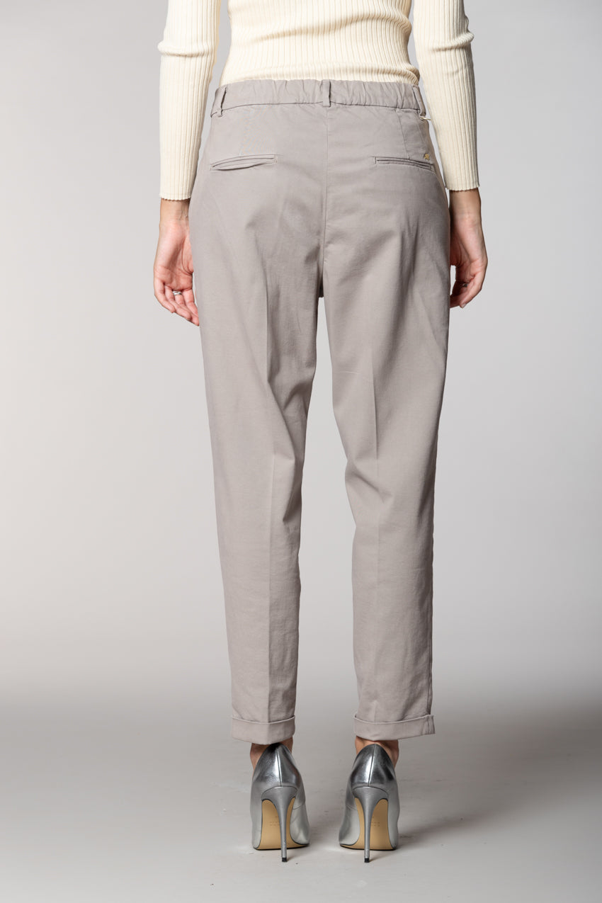 New York Cozy women’s chino pants in gabardine carrot fit