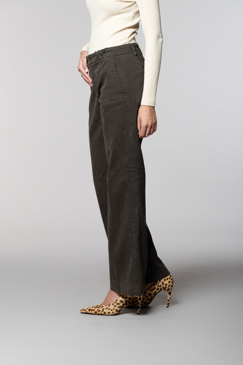 New York Straight women’s chino pants in gabardine straight fit