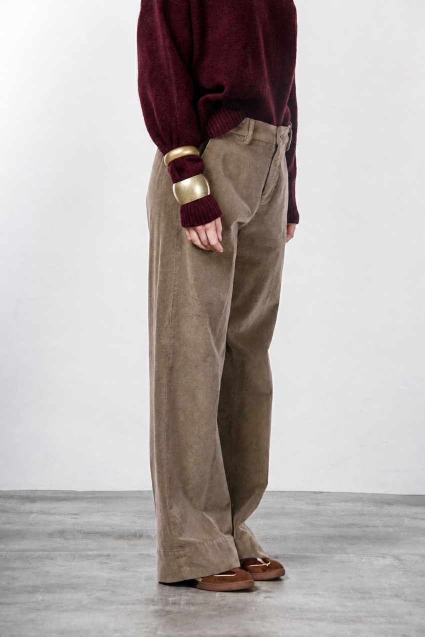 New York Studio pantalone chino donna in velluto liscio straight fit