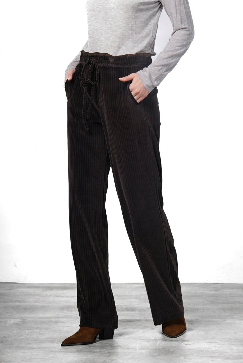 New York Studio Elax pantalón chino de mujer en terciopelo de pana ancha straight fit