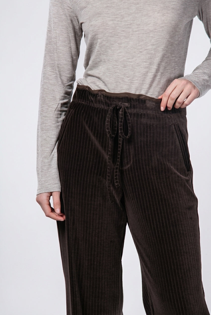 New York Studio Elax pantalón chino de mujer en terciopelo de pana ancha straight fit