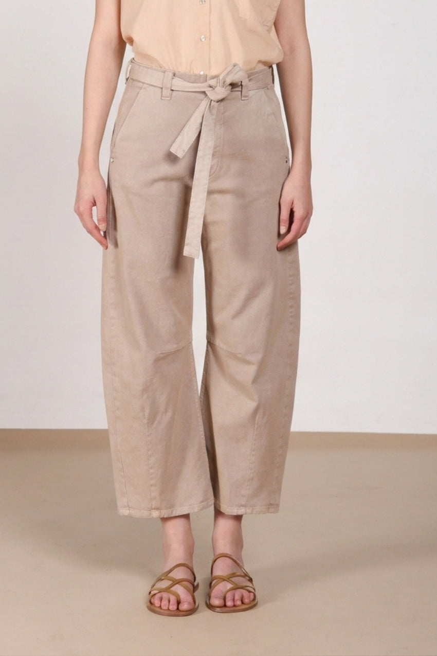 Vivienne City women's chino pants in stretch bull balloon fit