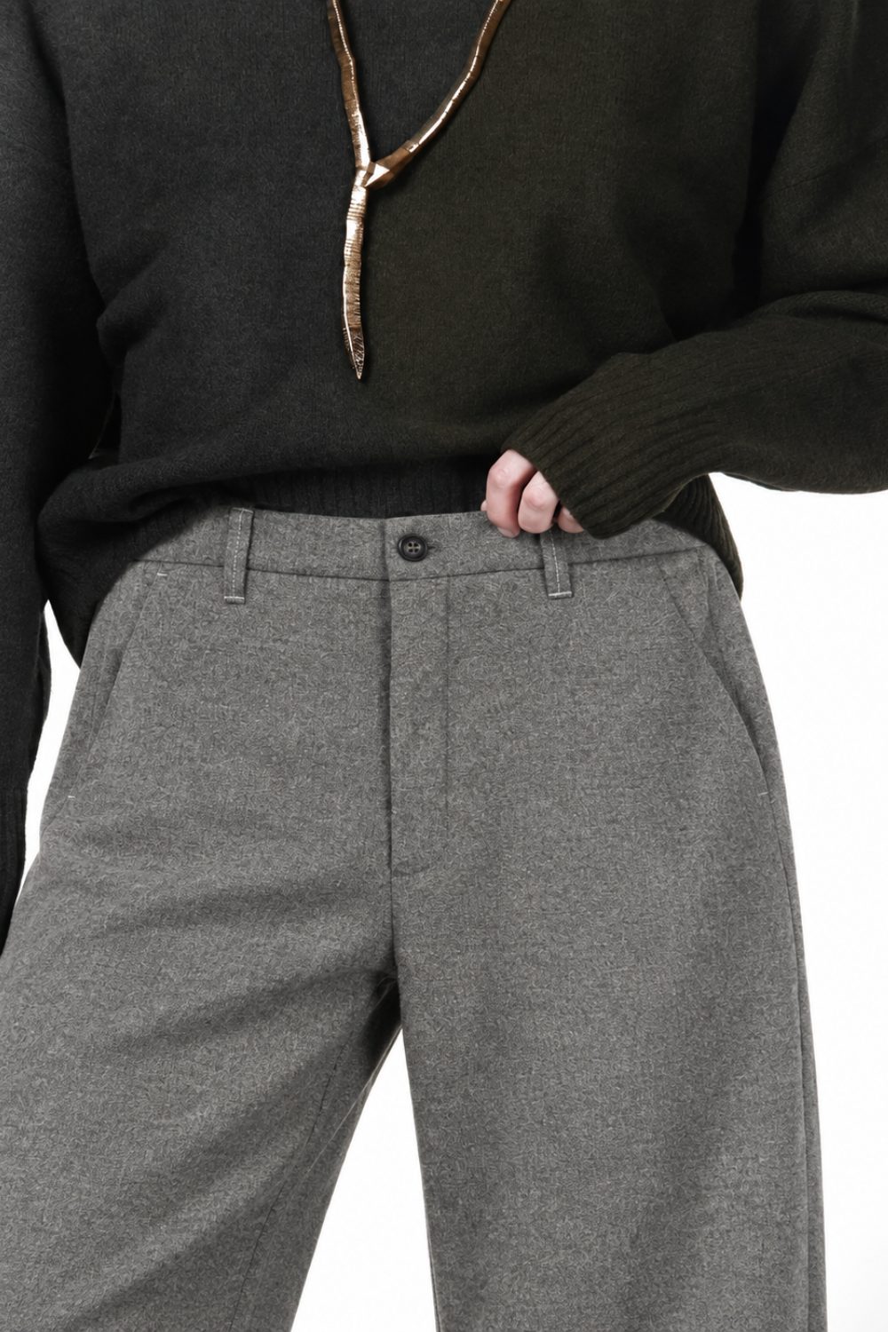 Vivienne City women’s chino pants in wool with balloon fit